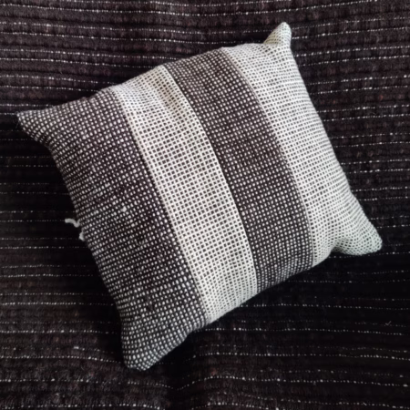 Coussin laine tissée blackwool